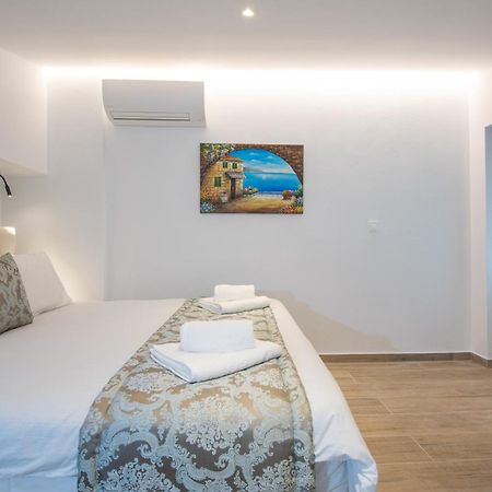 Ammos Lux Apartments Crete アイオス・ニコラオス エクステリア 写真