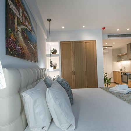Ammos Lux Apartments Crete アイオス・ニコラオス エクステリア 写真