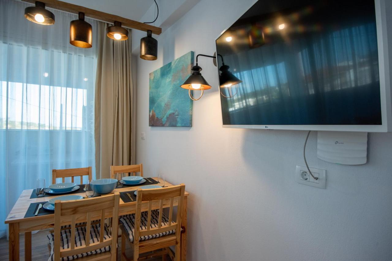 Ammos Lux Apartments Crete アイオス・ニコラオス エクステリア 写真
