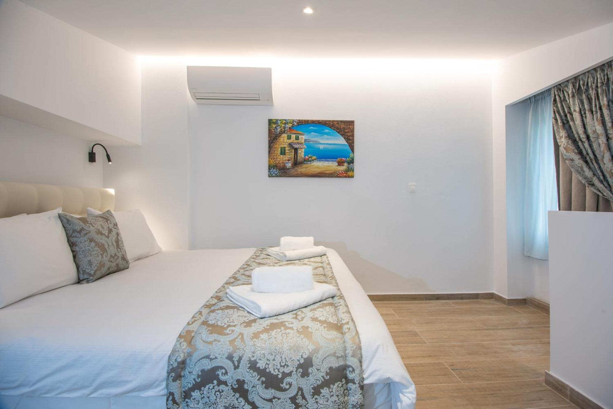 Ammos Lux Apartments Crete アイオス・ニコラオス エクステリア 写真