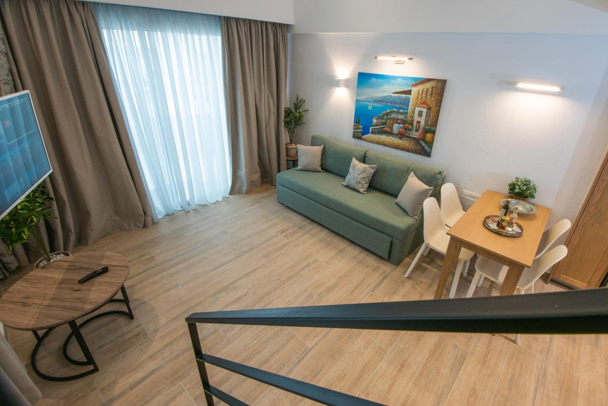 Ammos Lux Apartments Crete アイオス・ニコラオス エクステリア 写真