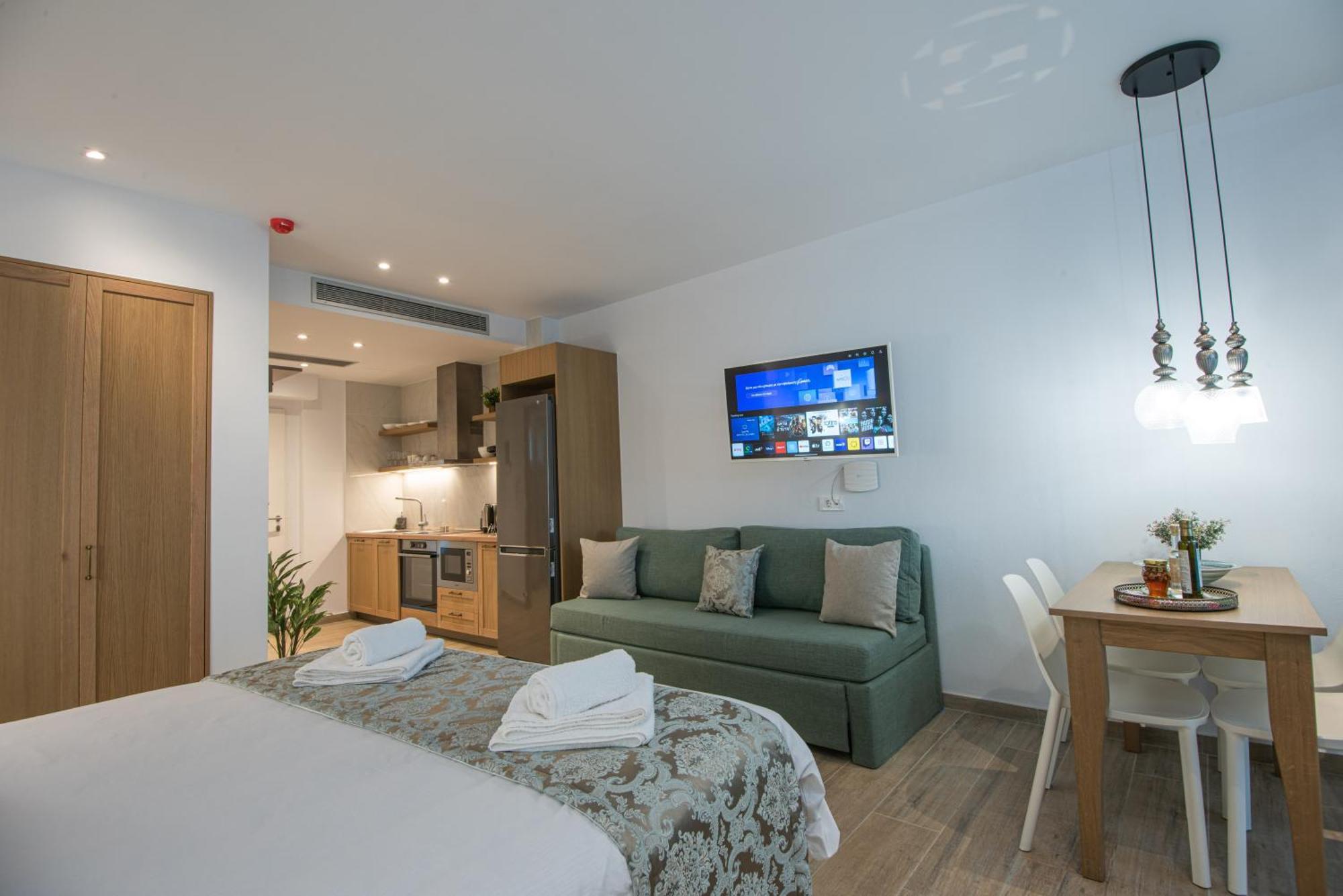 Ammos Lux Apartments Crete アイオス・ニコラオス エクステリア 写真