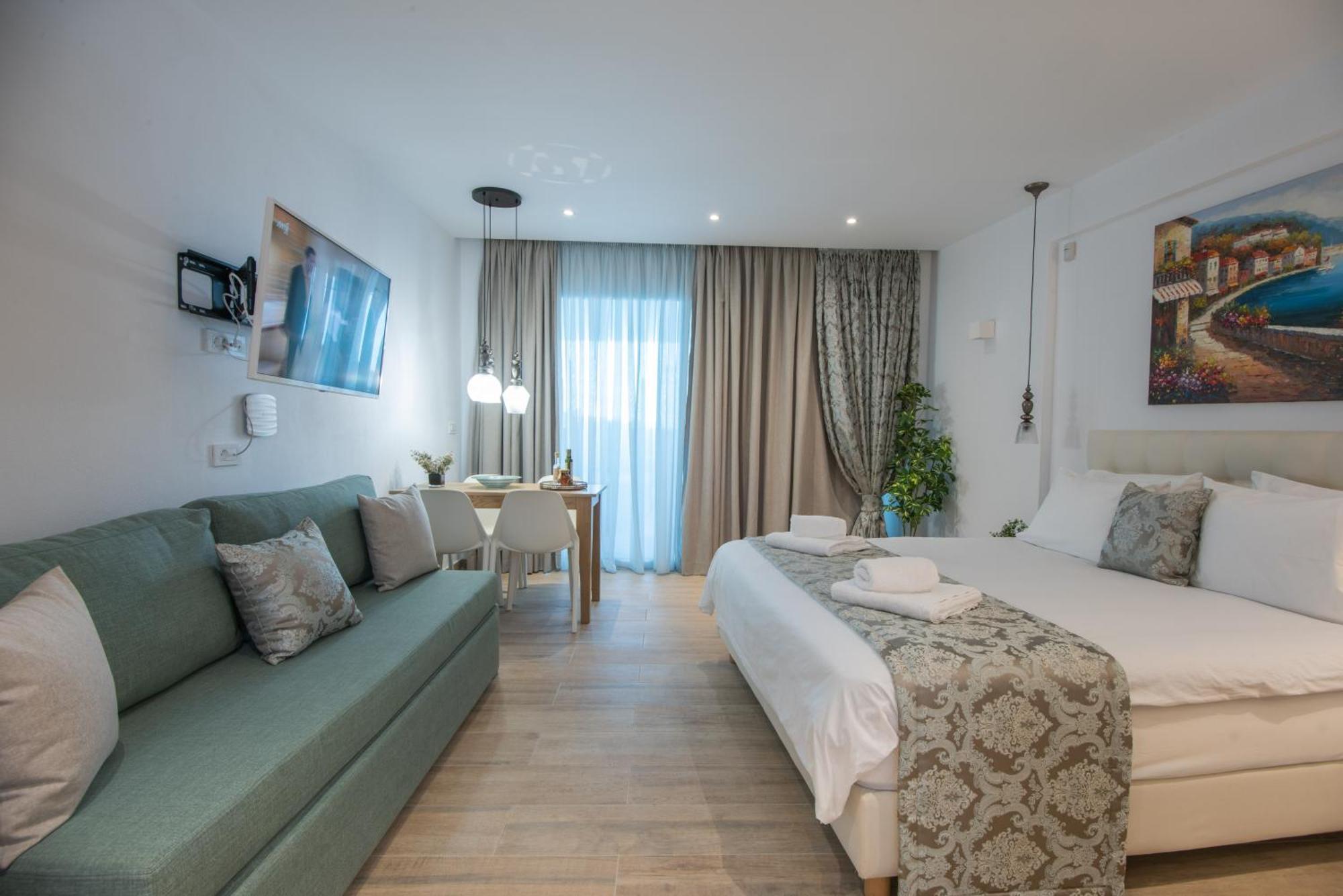 Ammos Lux Apartments Crete アイオス・ニコラオス エクステリア 写真