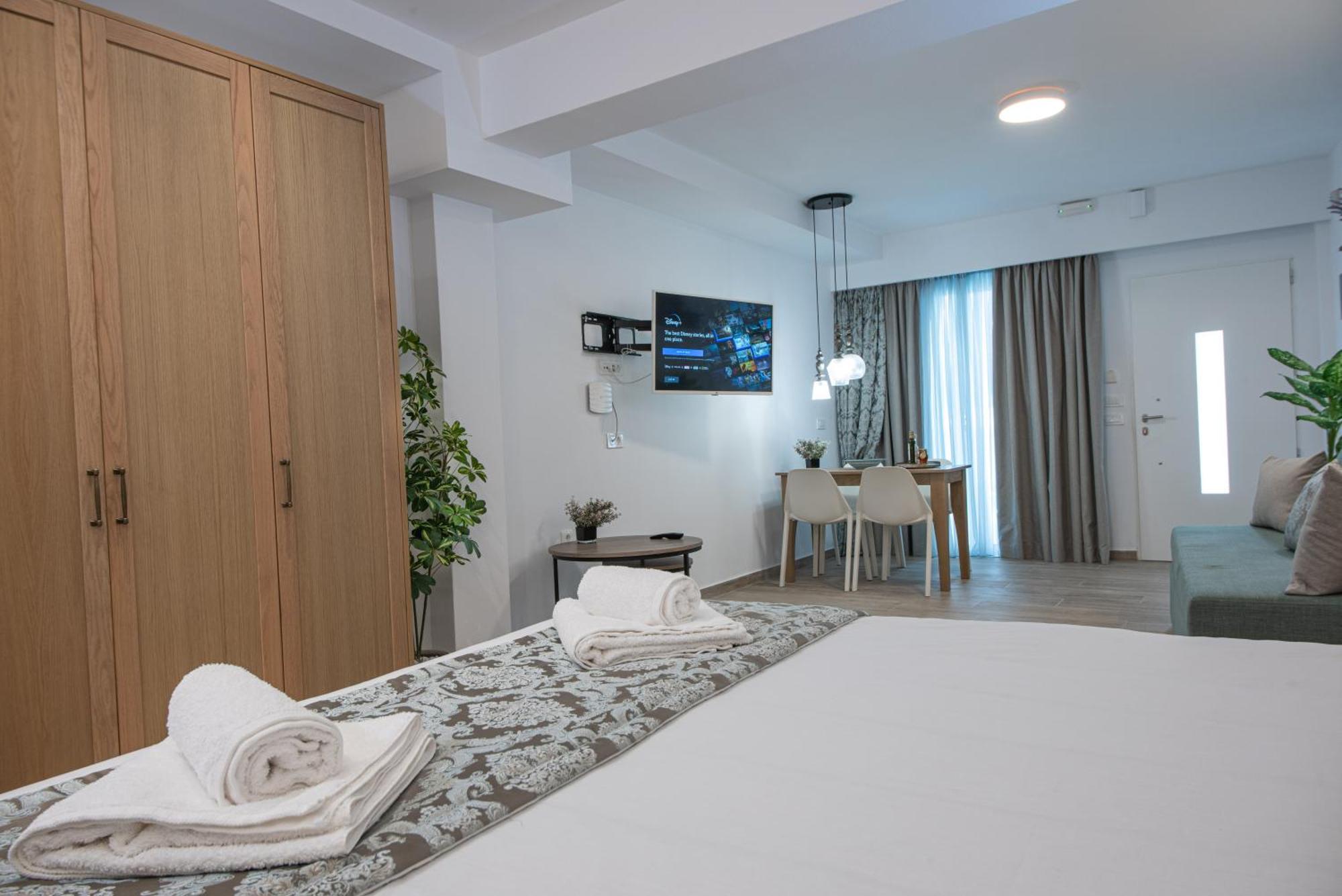 Ammos Lux Apartments Crete アイオス・ニコラオス エクステリア 写真