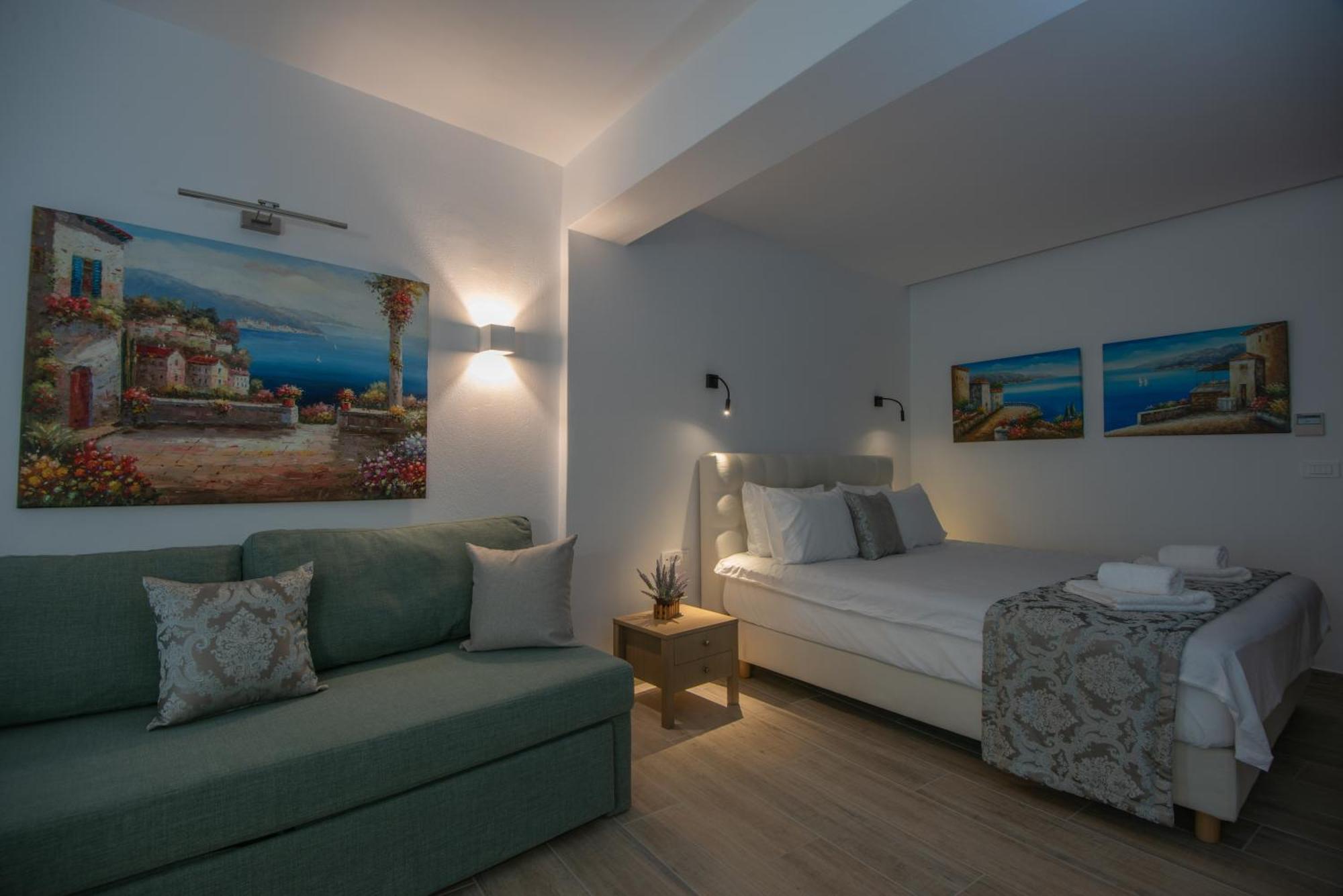 Ammos Lux Apartments Crete アイオス・ニコラオス エクステリア 写真